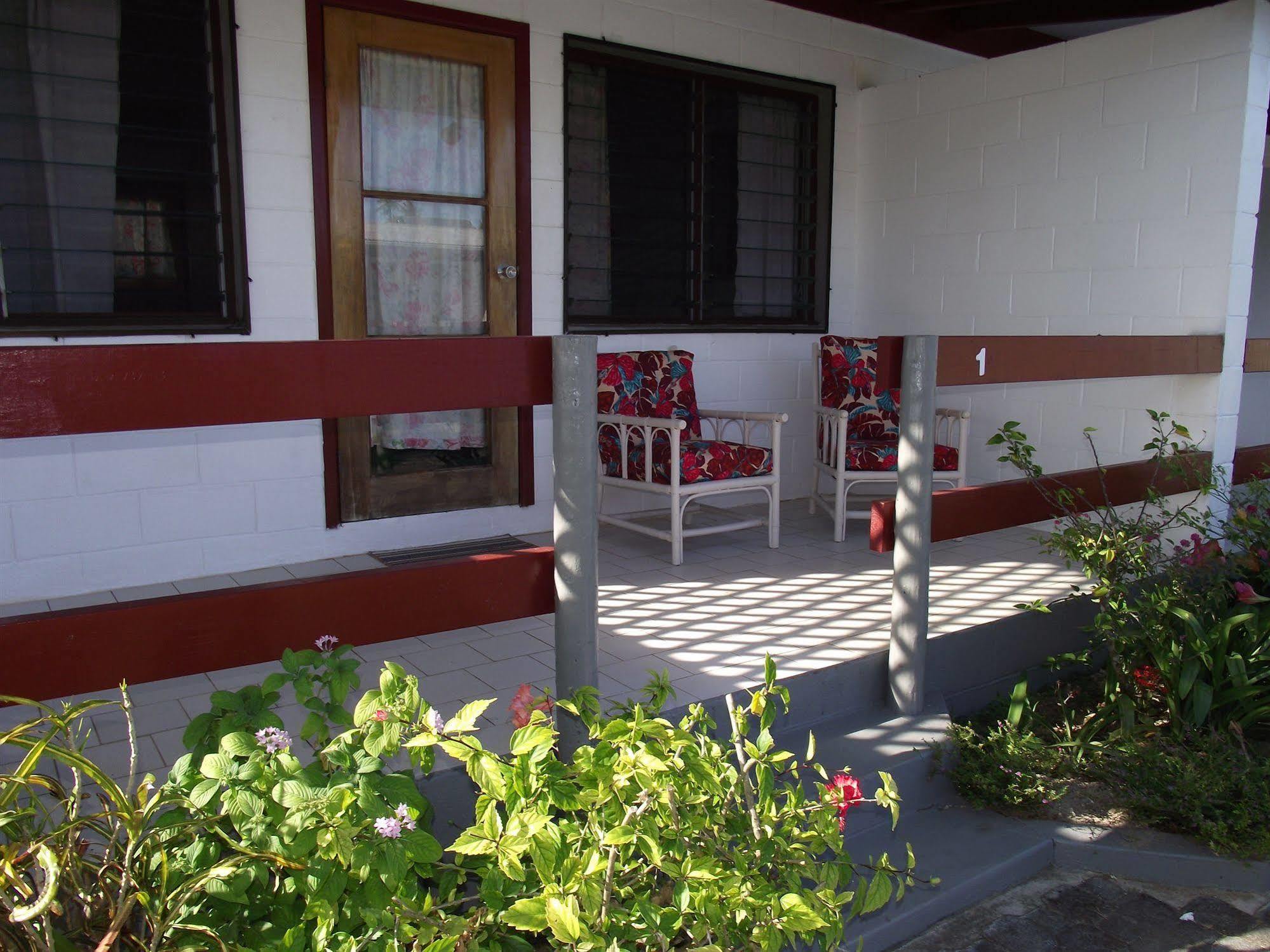 Reef Motel - Aitutaki Arutanga Dış mekan fotoğraf
